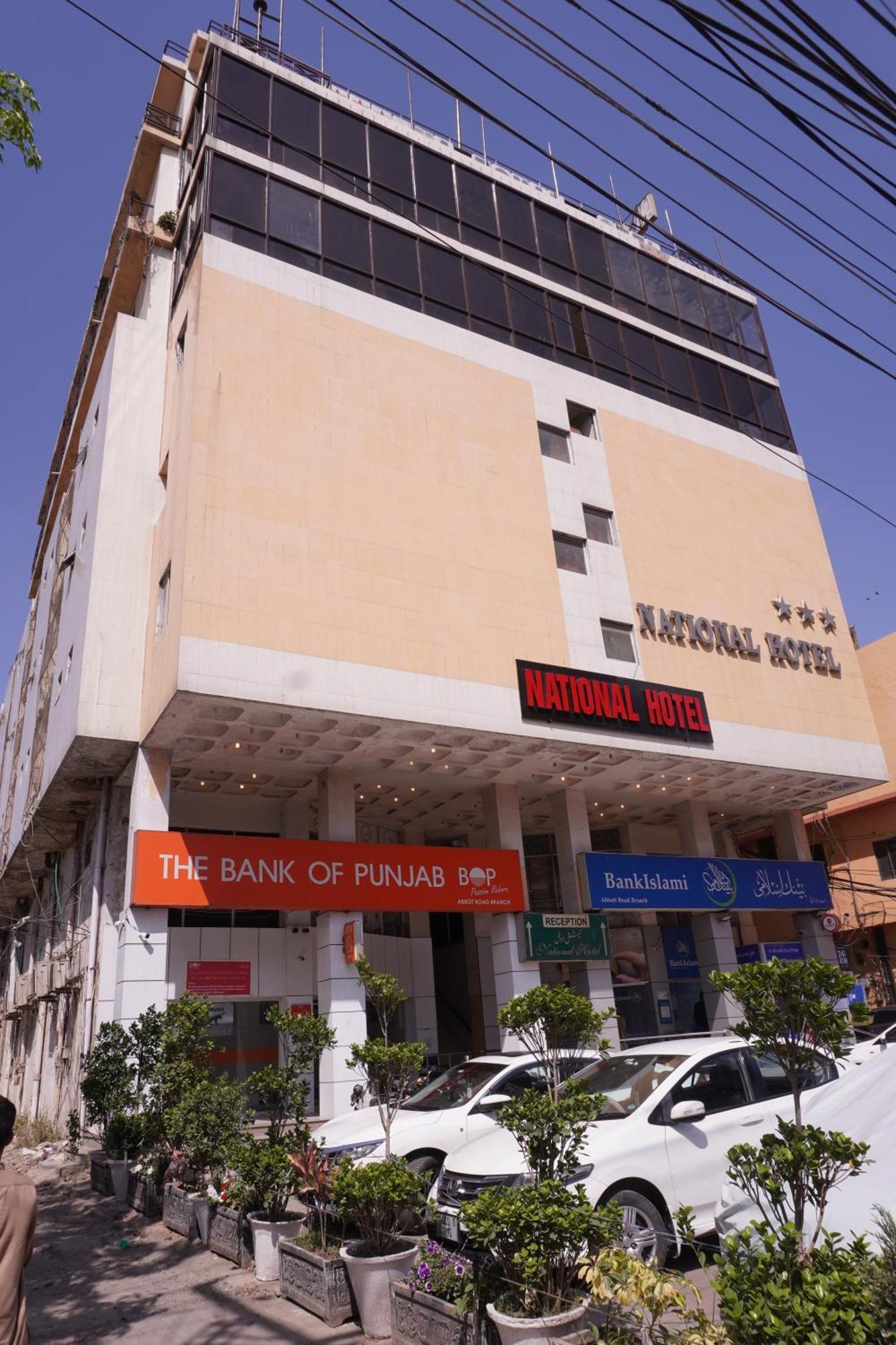 National Hotel Лахор Екстериор снимка