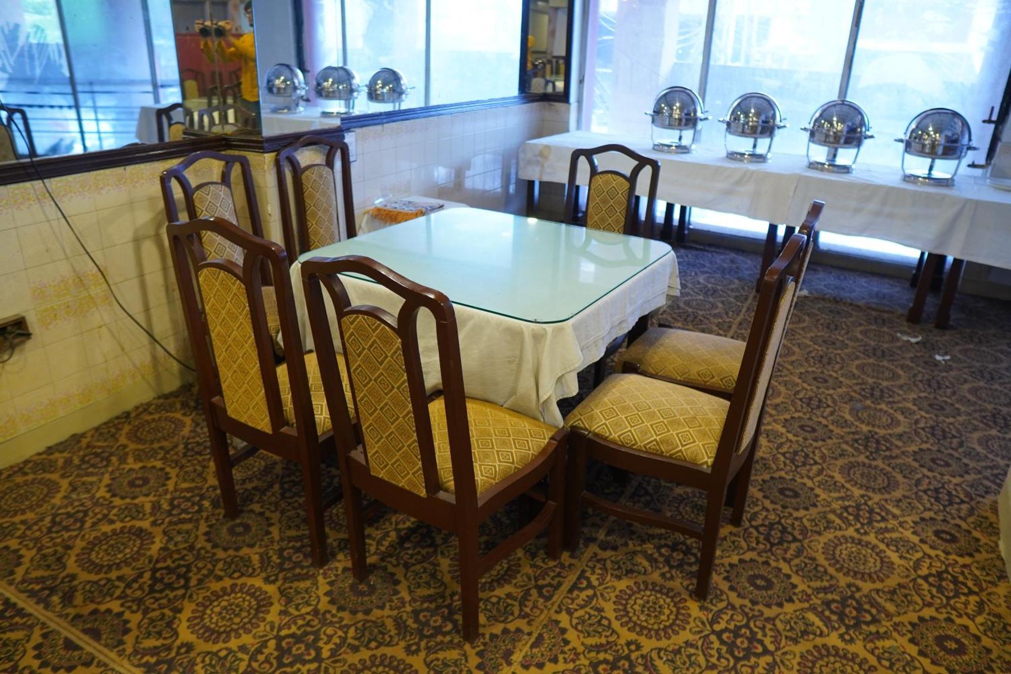 National Hotel Лахор Екстериор снимка